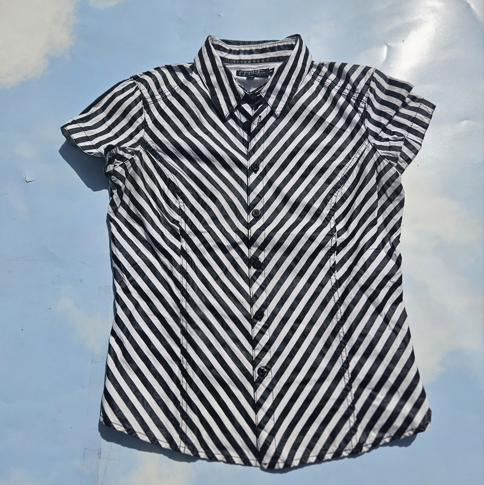 Tripp NYC Black & White Top Y2k Early 2000s Short Sleeve Button Down Goth Tripp - Picture 3 of 12